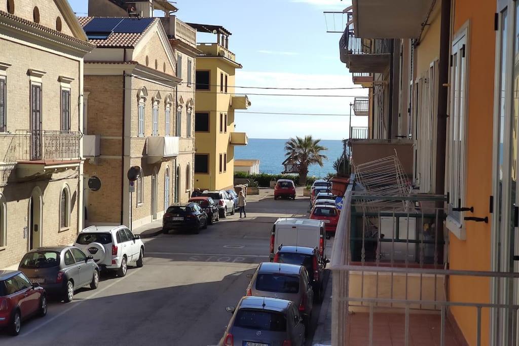 Da Panco E Vera Via Nino Bixio 15 Porto Recanati Exterior foto
